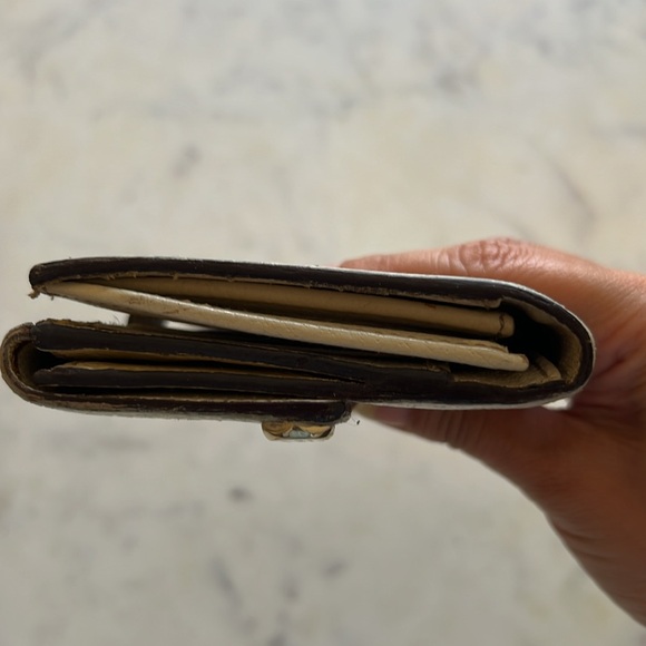 Gucci Wallet - Picture 4 of 15